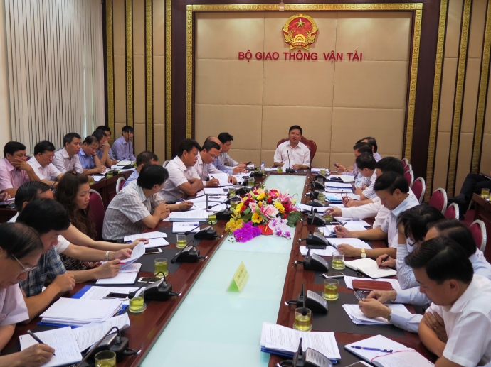 Bộ trưởng Đinh La Thăng chủ tr&igrave; cuộc họp s&aacute;ng nay,