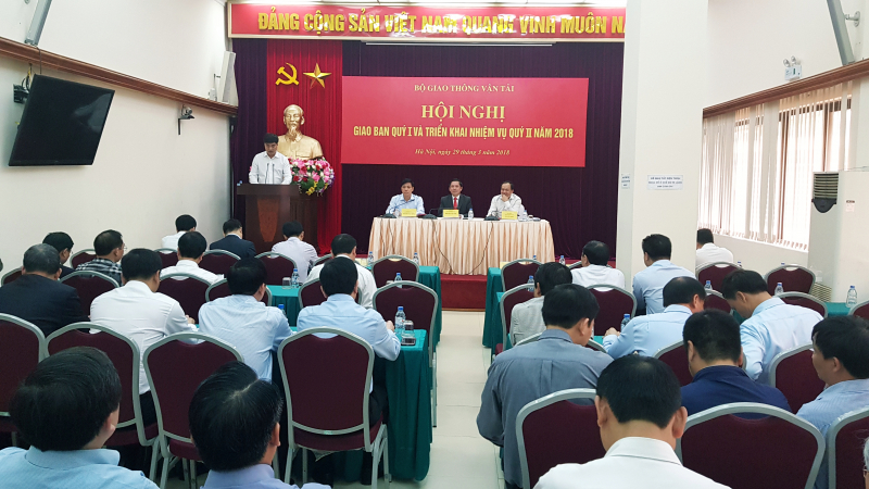 Bộ trrưởng Nguyễn Văn Thể chủ tr&igrave; hội nghị giao ba