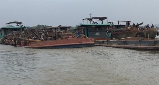 Mot so phuong tien bi mac can tai thoi diem kiem t