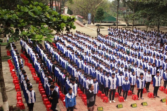 Học sinh qu&ecirc;n m&igrave;nh cứu bạn được truy tặng Hu&acirc;n chư