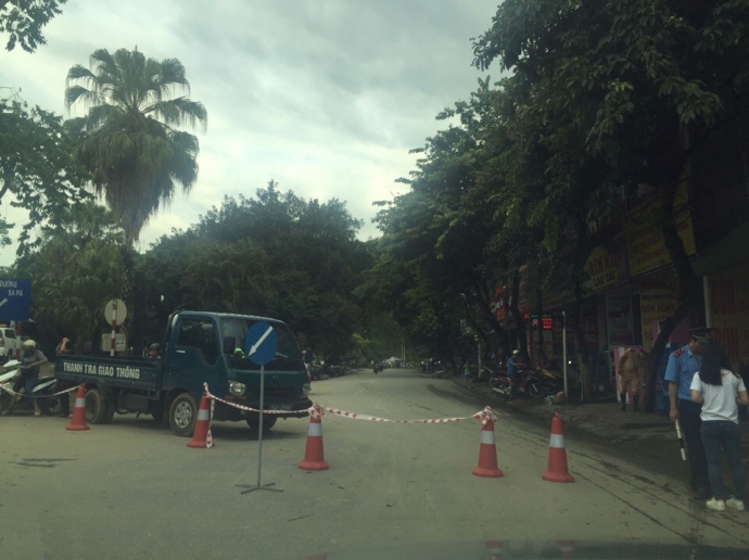 Csgt ph&acirc;n luồng, hướng dẫn c&aacute;c phương tiện lưu th&ocirc;