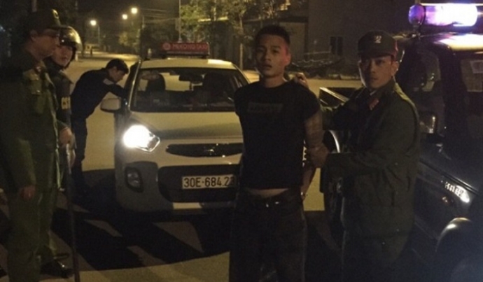 Nổ súng trấn áp nhóm thanh niên dùng dao kiếm giải