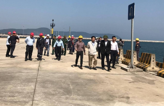 X&aacute;c minh clip xả thải m&agrave;u đỏ nghi của Formosa 2