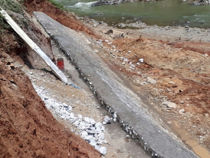 z629635280284_03cc2b6ec575d7880fd38b07e64b405a