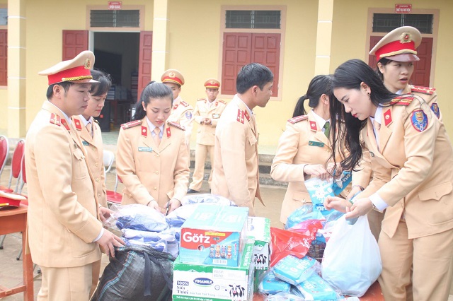 26692219_919046404919862_2107434157_o