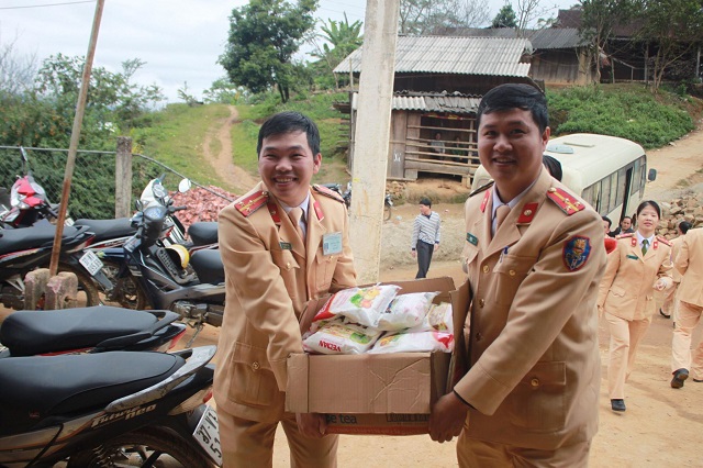 26695183_919046354919867_798547910_o