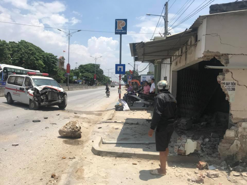 35634117_1992181267520803_6580993832916090880_n