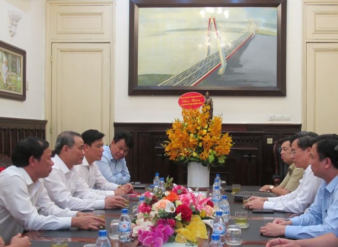 Dang-uy-khoi-co-quanTW-lam-viec-voi-BTrNghia