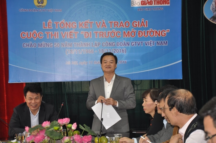 Tong-bien-tap-bao-giao-thong-phat-bieu