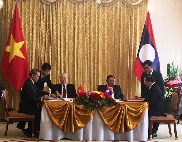 Bo-truong-BoGTVT-ky-thoa-thuan-cao-toc-HN-Viengcha