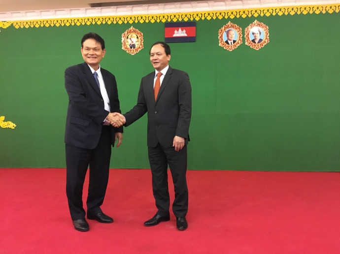 Thu-truong-bo-GTVT-Nguyen-Nhat-hoi-dam-Quoc-vu-kha