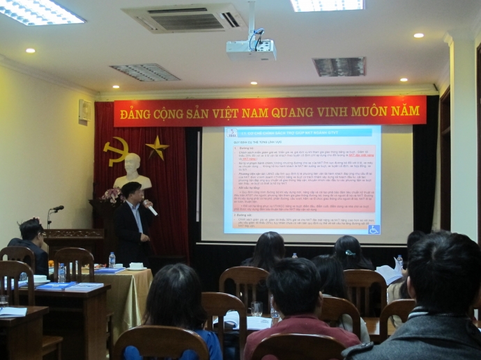 Hoi-thao-giao-thong-tiep-can-ho-tro-nguoi-khuyet-t