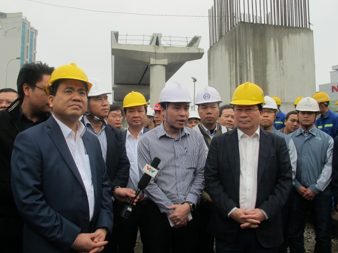 Pho-Thu-tuong-Trinh-Dinh-Dung-thi-sat-duong-sat-Nh