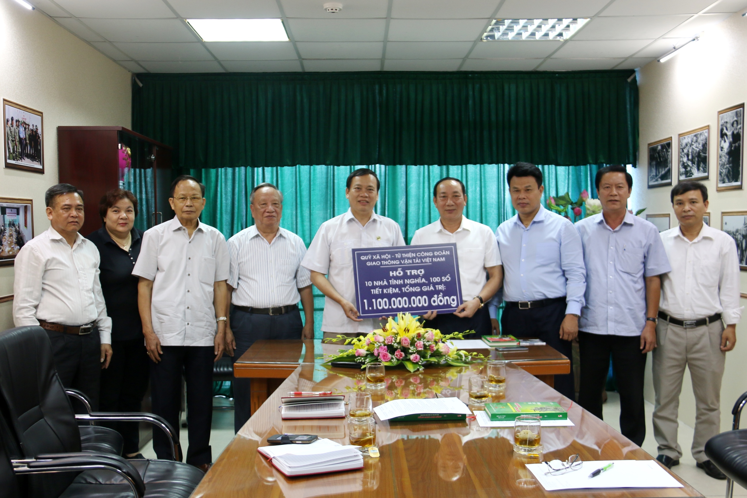 Bo-GTVT-trao-kinh-phi-Hoi-Cuu-TNXP