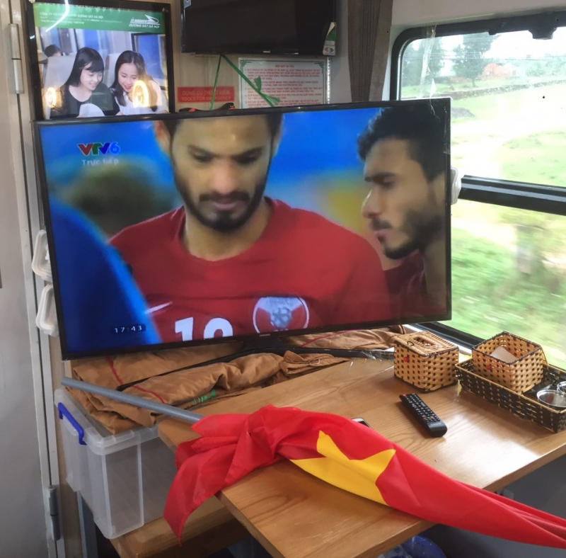 hanh-khach-di-tau-ung-ho-U23-Viet-Nam9