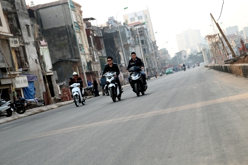 can-canh-tuyen-duong-dat-nhat-hanh-tinh-sap-dua-va