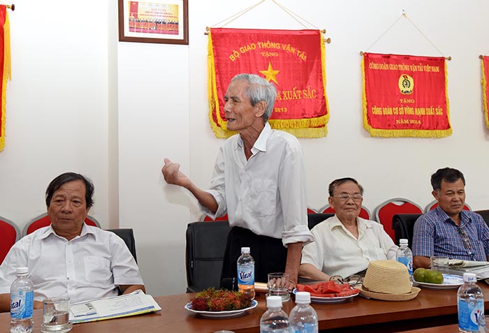 Nh&agrave; b&aacute;o kỳ cựu Nguyễn Kh&aacute;nh x&uacute;c động trước sự nỗ l