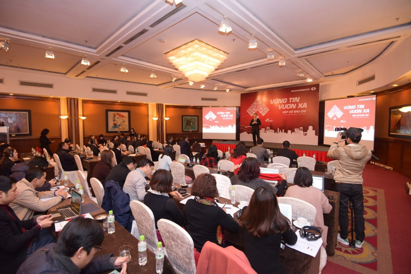 Toàn cảnh buổi họp báo