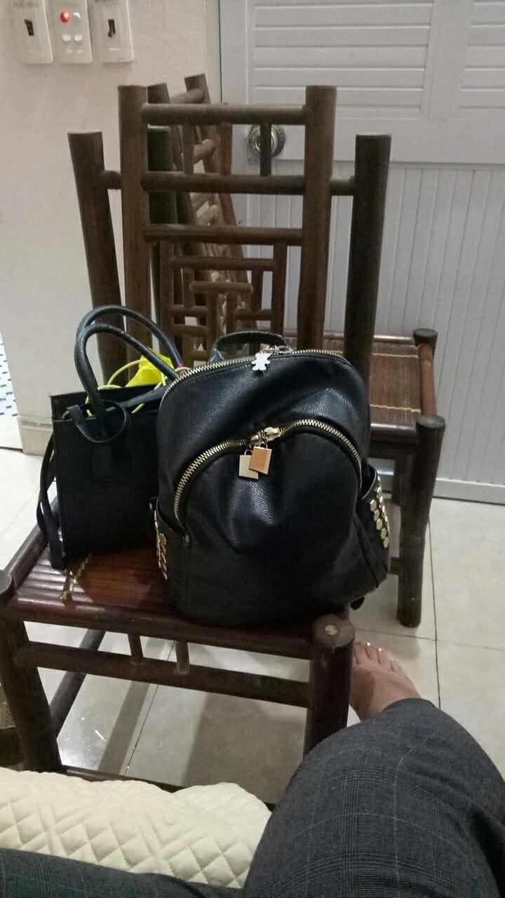 E50CBEE2-6C78-43FC-AF8D-1C86DFA0BE05.