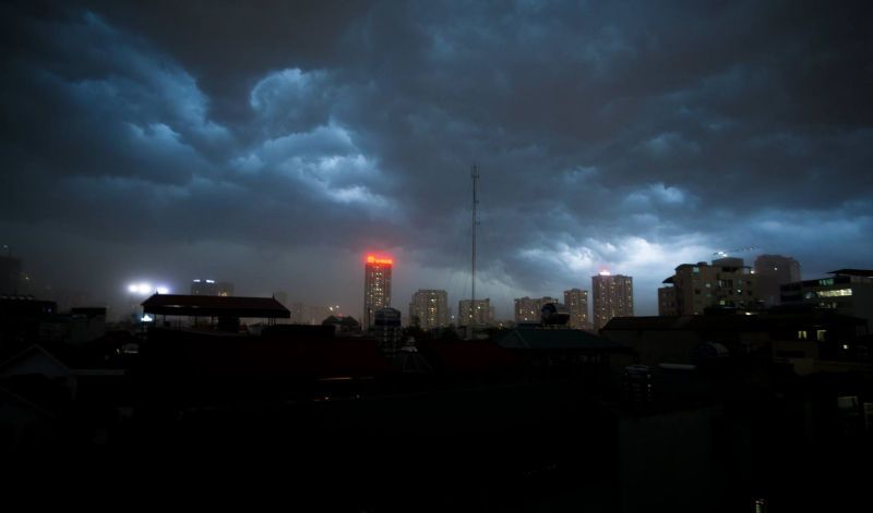 Truoc va sau con dong HN 18.5 