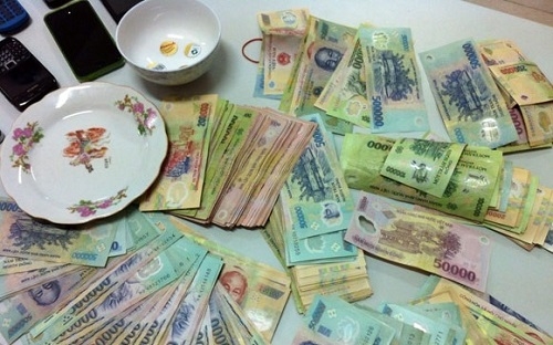 bat-qua-tang-25-doi-tuong-danh-bac