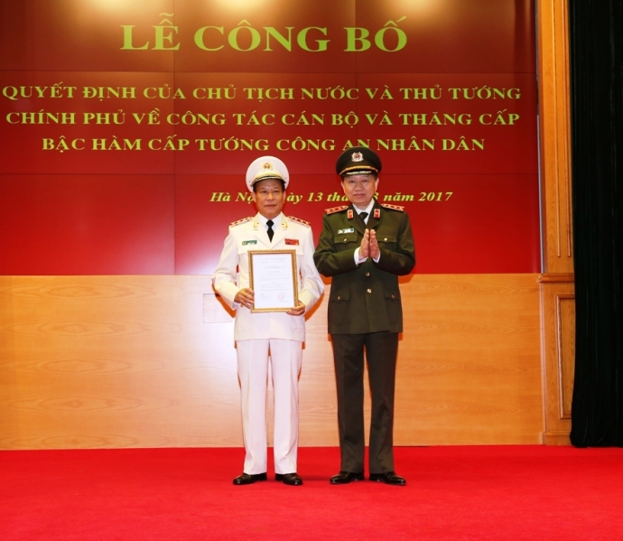 bo-nhiem-lai-Thu-truong-Bo-cong-an-doi-voi-Thuong-