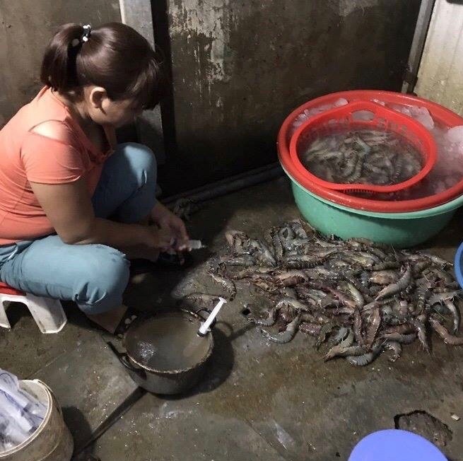 bom-tap-chat-vao-tom (1)