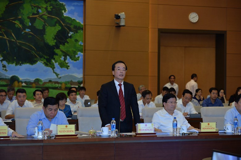 Bo truong Pham Hong Ha.