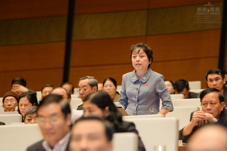 pham-khanh-phong-lan.