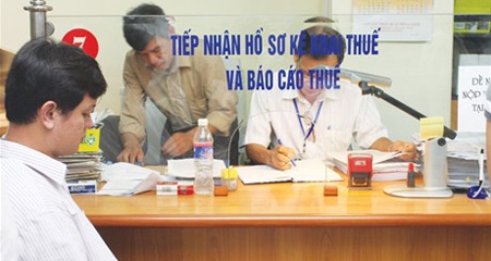 10-thang-thu-toi-thieu-khoang-680.000-ty-đong-tien