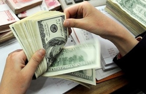 Ngay-22-4-gia-USD-giam-nhe-du-ty-gia-trung-tam-tan