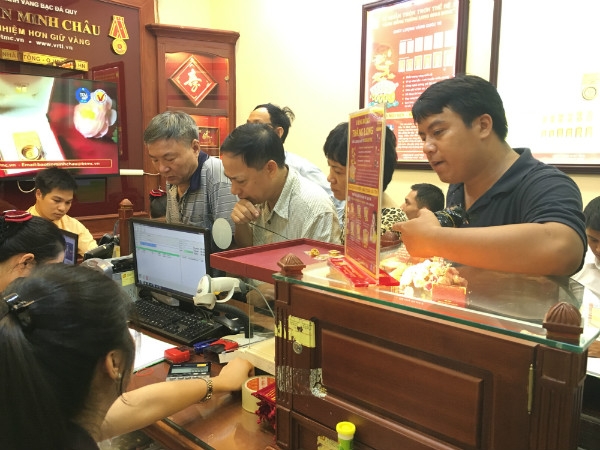 gia_vang_phong_thu_tao-Song_o_muc_cao