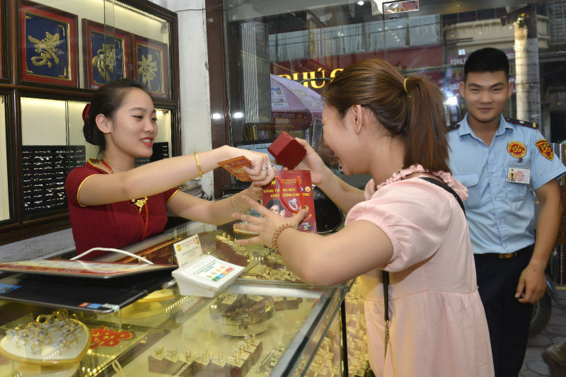 gia_vang_hom_nay_21_5_gia-vang-tgiang-co-bat-phan-