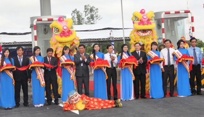 khanh-thanh-ben-xe-trung-tam-can-tho