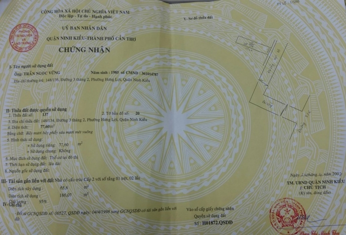 bat-qua-tang-doi-tuong-dung-giay-to-gia-de-chuyen-