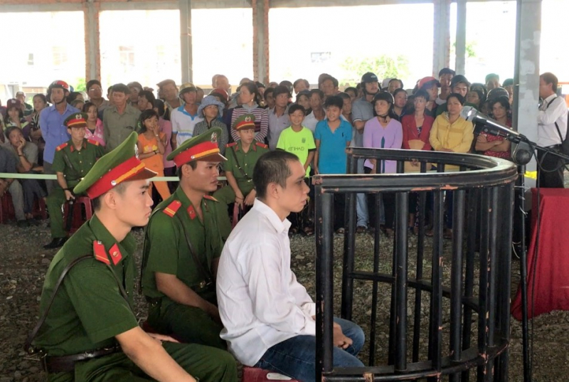 ky-su-dien-cuop-ngan-hang-doi-mat-voi-an-tu