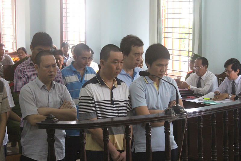 mot-loat-can-bo-ttgt-can-tho-bi-ky-luat1