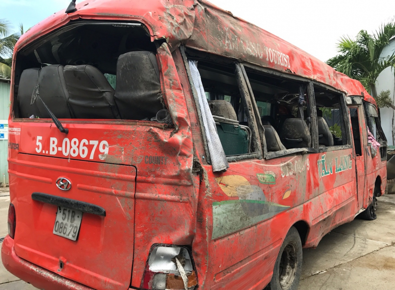 khoi-to-tai-xe-xe-khách-gay-tai-nan-lam-12-nguoi-