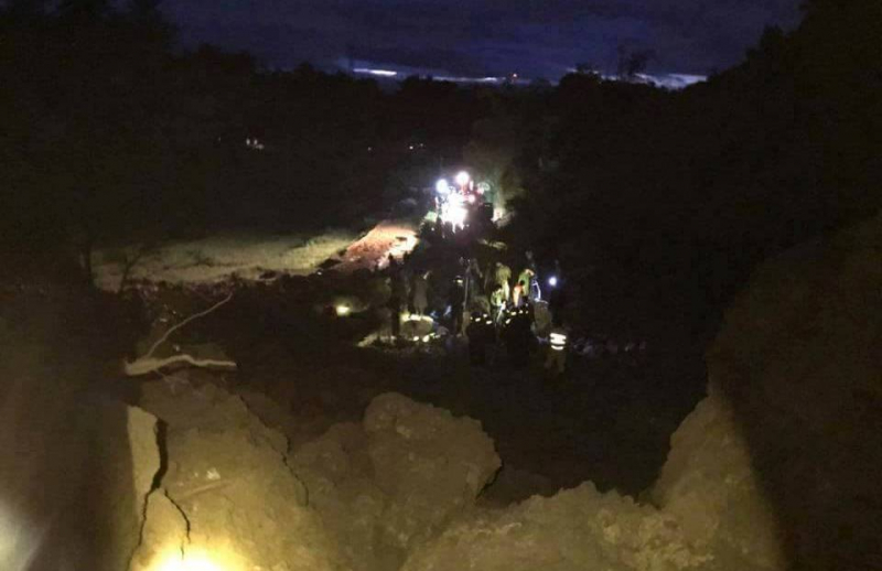 22446850_907902052681856_10976456_n