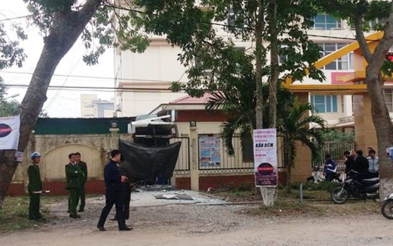 25593616_1604705426262266_1994430961_n