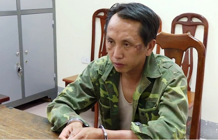 giao-vien-buon-15-banh-heroin-no-sung-ban-tra-canh