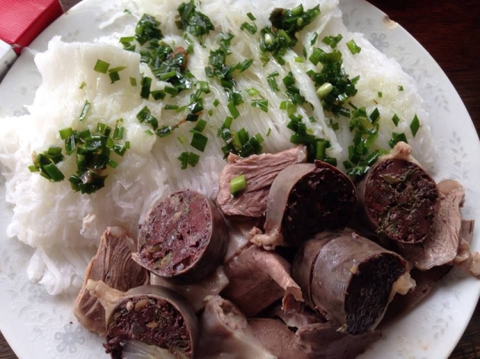 bánh-hỏi-lòng-heo