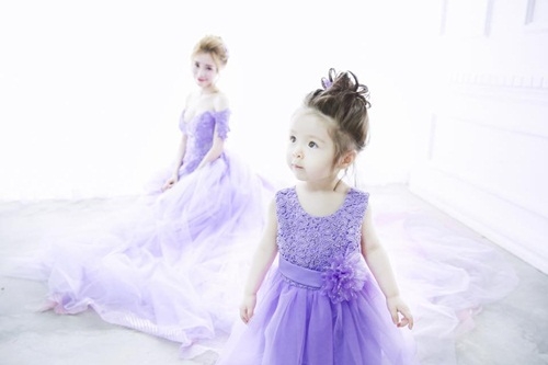 elly-tran-va-con-gai-9