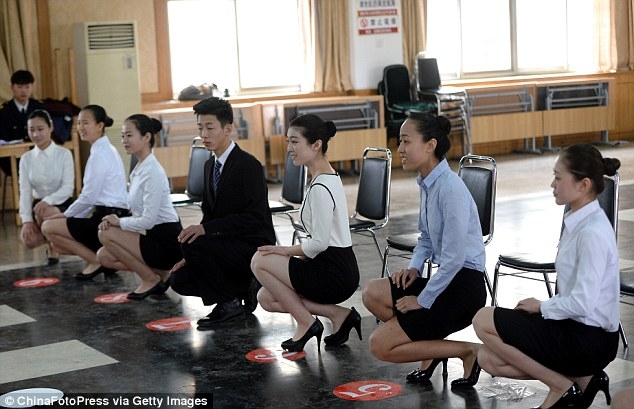 Giữ thăng bằng l&agrave; một yếu tố quan trọng khi đi t&agrave;u