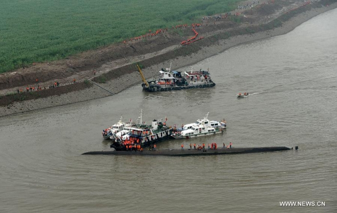 C&ocirc;ng t&aacute;c cứu hộ ng&agrave;y 2:6