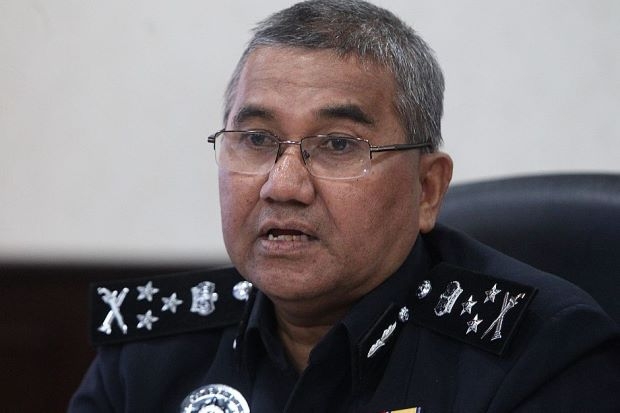 Gi&aacute;m đốc cơ quan đặc nhiệm chống khủng 