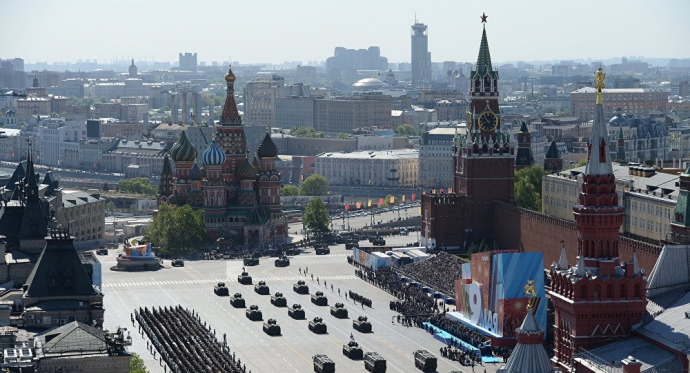 To&agrave;n cảnh lễ diễu binh lần thứ 71 nh&igrave;n từ tr&ecirc;n cao