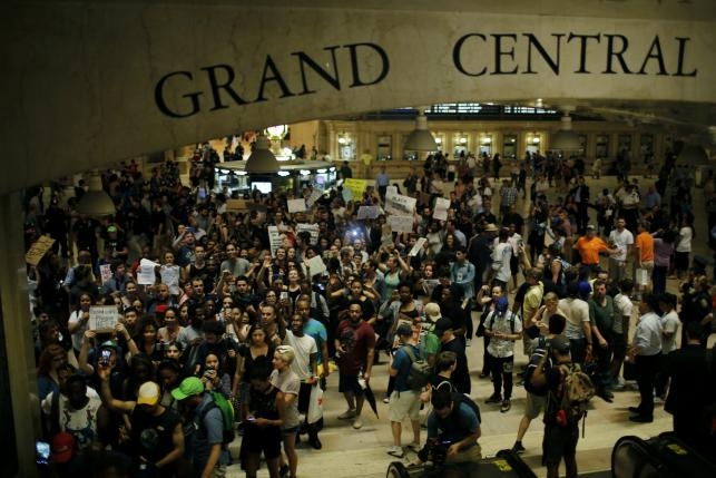 Biểu tình tại Manhattan, New York, Mỹ.