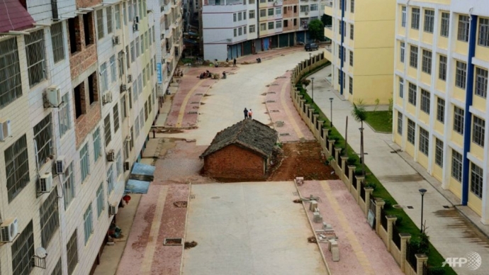 Phản đối tiền bồi thường &iacute;t, nhiều gi