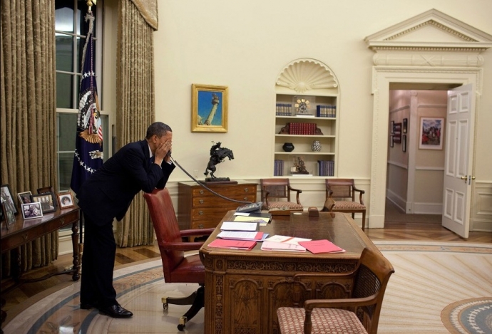 &Ocirc;ng Obama gọi điện cho một th&agrave;nh vi&ecirc;n Quốc hội b&agrave;n